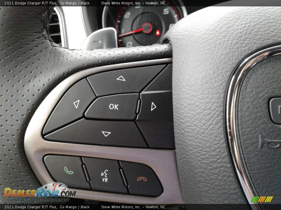2021 Dodge Charger R/T Plus Steering Wheel Photo #19