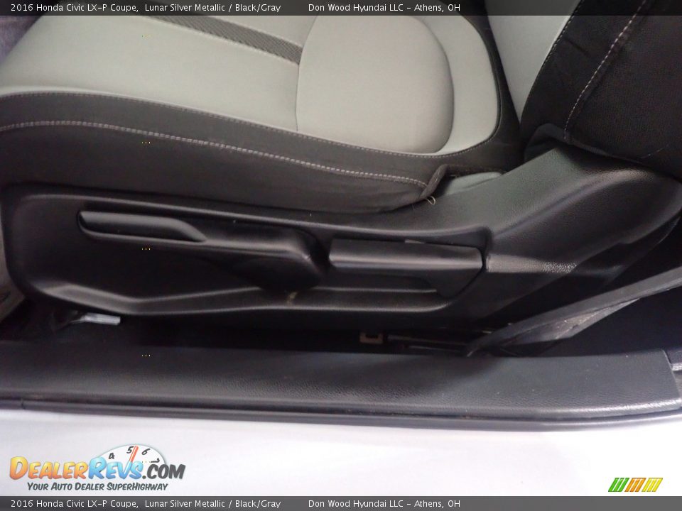 2016 Honda Civic LX-P Coupe Lunar Silver Metallic / Black/Gray Photo #23