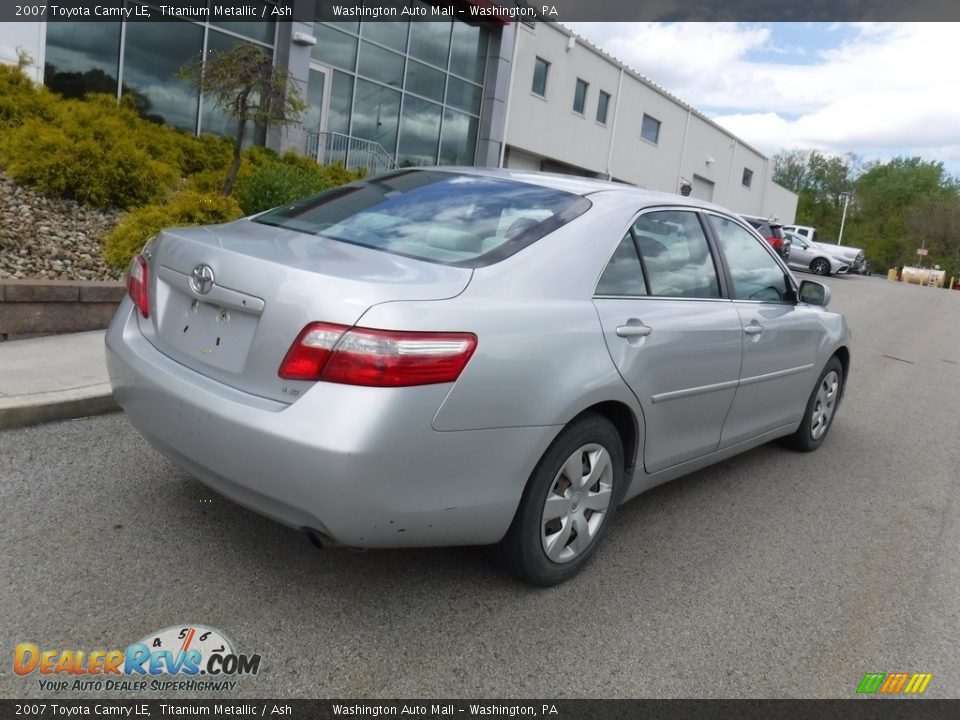 2007 Toyota Camry LE Titanium Metallic / Ash Photo #12