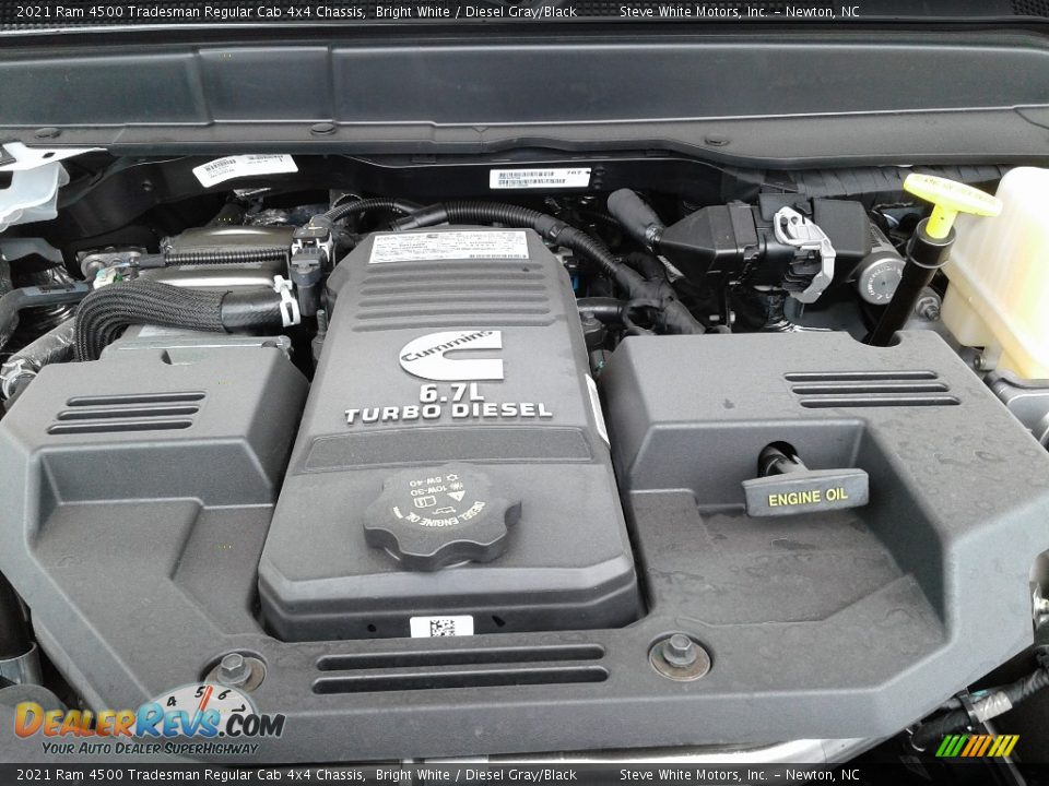2021 Ram 4500 Tradesman Regular Cab 4x4 Chassis 6.7 Liter OHV 24-Valve Cummins Turbo-Diesel Inline 6 Cylinder Engine Photo #9