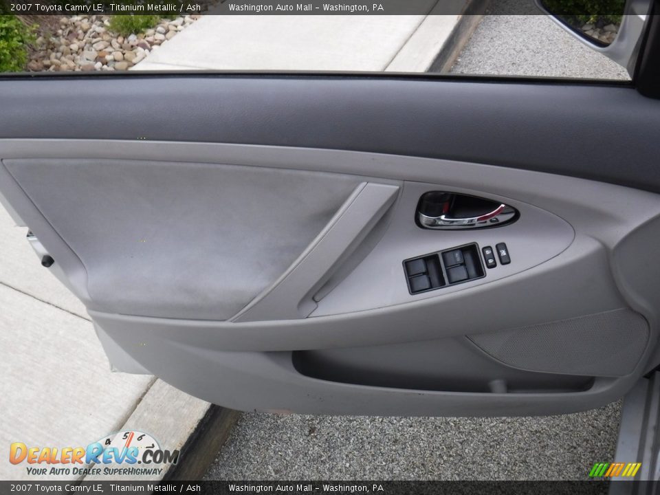 2007 Toyota Camry LE Titanium Metallic / Ash Photo #18