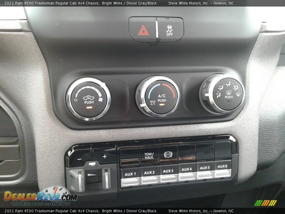 Controls of 2021 Ram 4500 Tradesman Regular Cab 4x4 Chassis Photo #19