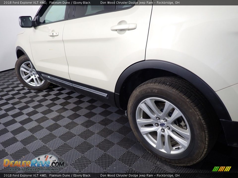 2018 Ford Explorer XLT 4WD Platinum Dune / Ebony Black Photo #9