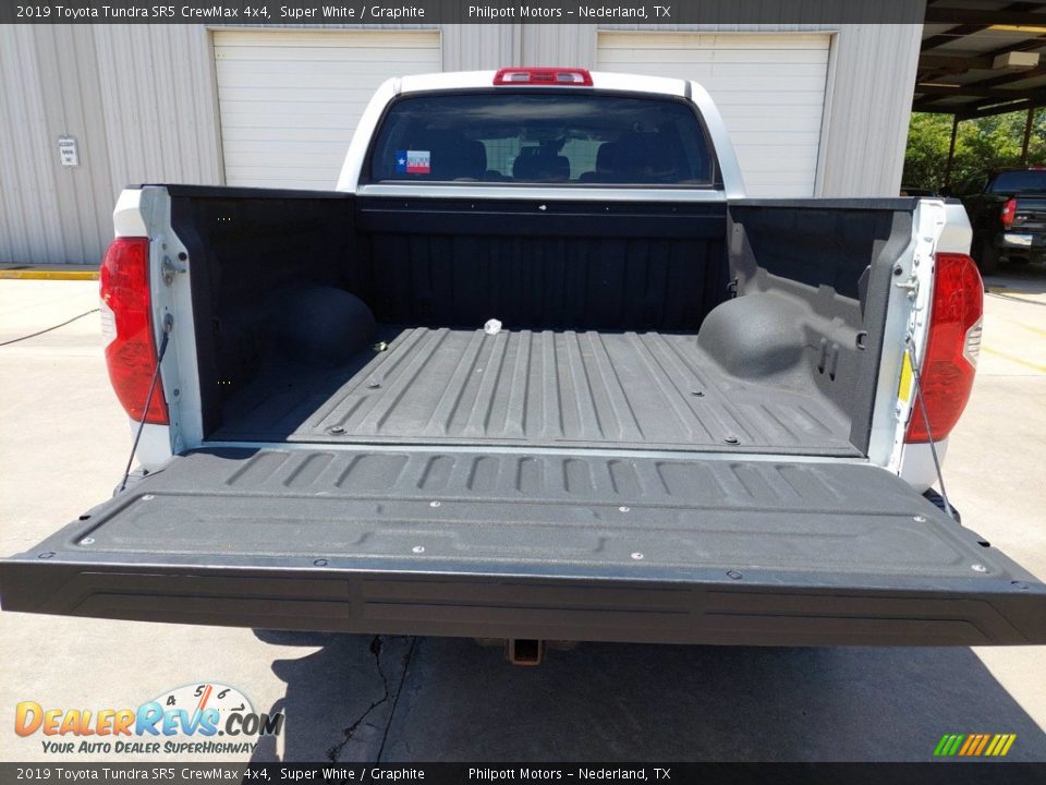 2019 Toyota Tundra SR5 CrewMax 4x4 Super White / Graphite Photo #24