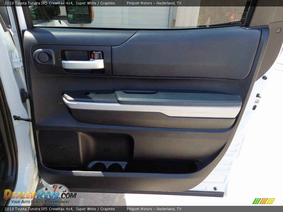 2019 Toyota Tundra SR5 CrewMax 4x4 Super White / Graphite Photo #25