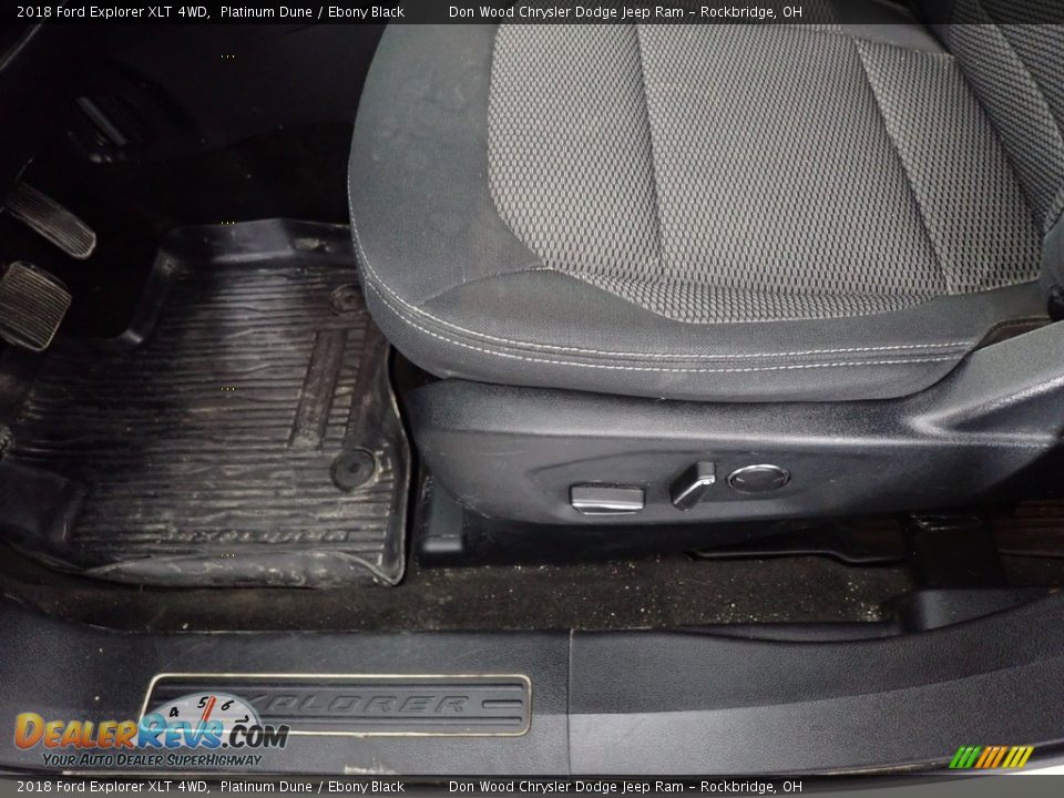 2018 Ford Explorer XLT 4WD Platinum Dune / Ebony Black Photo #21