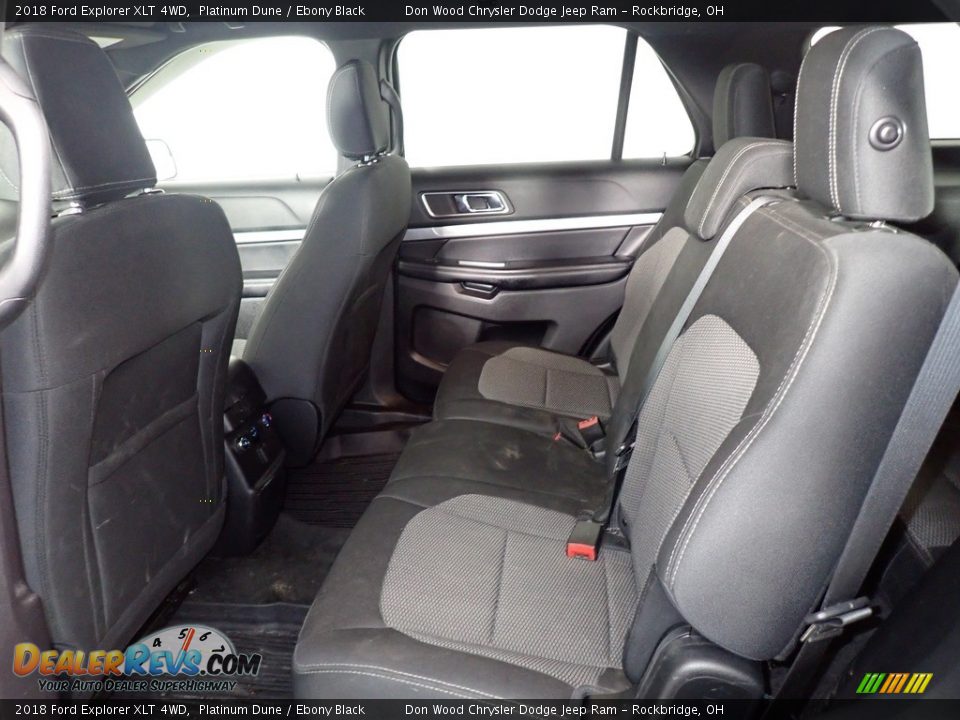 2018 Ford Explorer XLT 4WD Platinum Dune / Ebony Black Photo #26