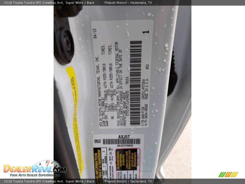 2018 Toyota Tundra SR5 CrewMax 4x4 Super White / Black Photo #30