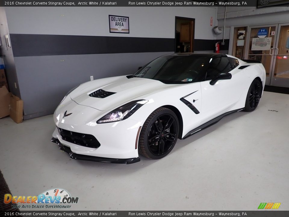 2016 Chevrolet Corvette Stingray Coupe Arctic White / Kalahari Photo #1