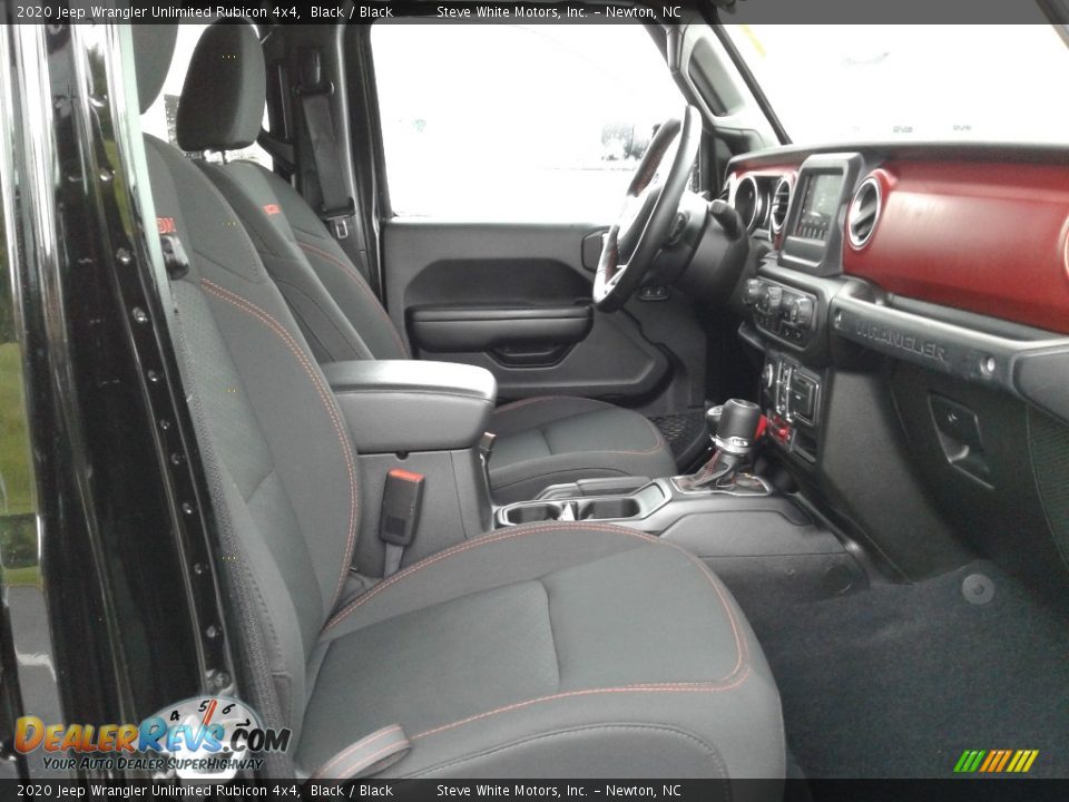 Front Seat of 2020 Jeep Wrangler Unlimited Rubicon 4x4 Photo #16