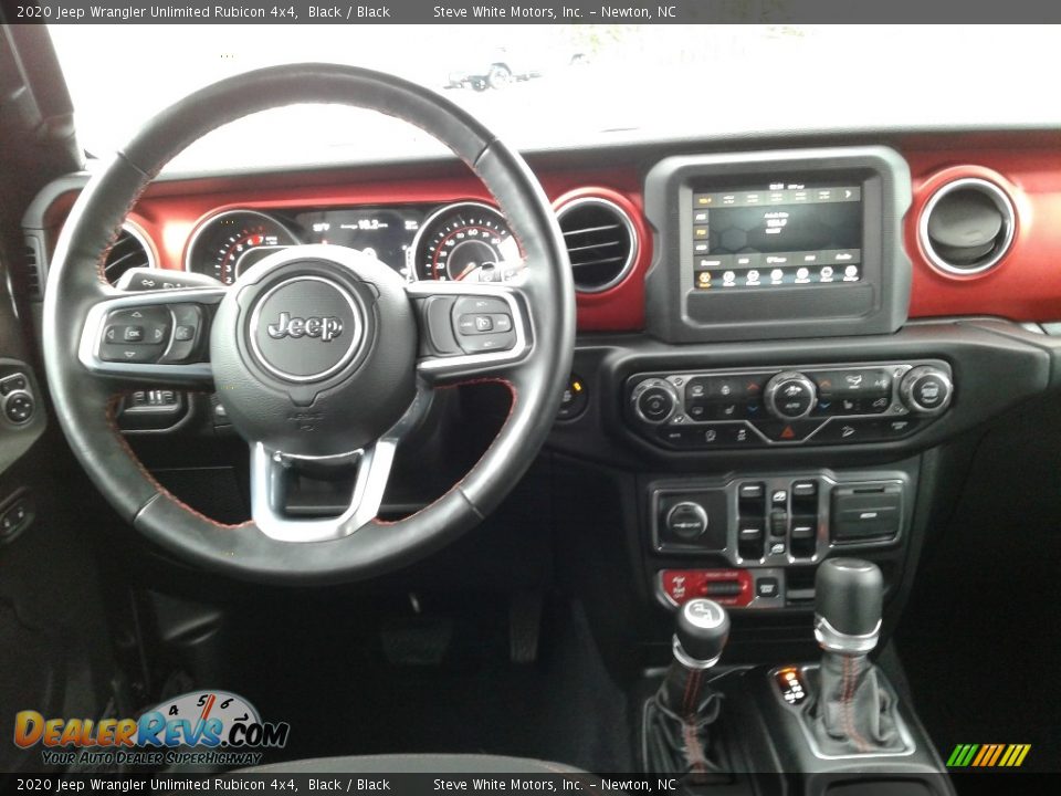 Dashboard of 2020 Jeep Wrangler Unlimited Rubicon 4x4 Photo #17