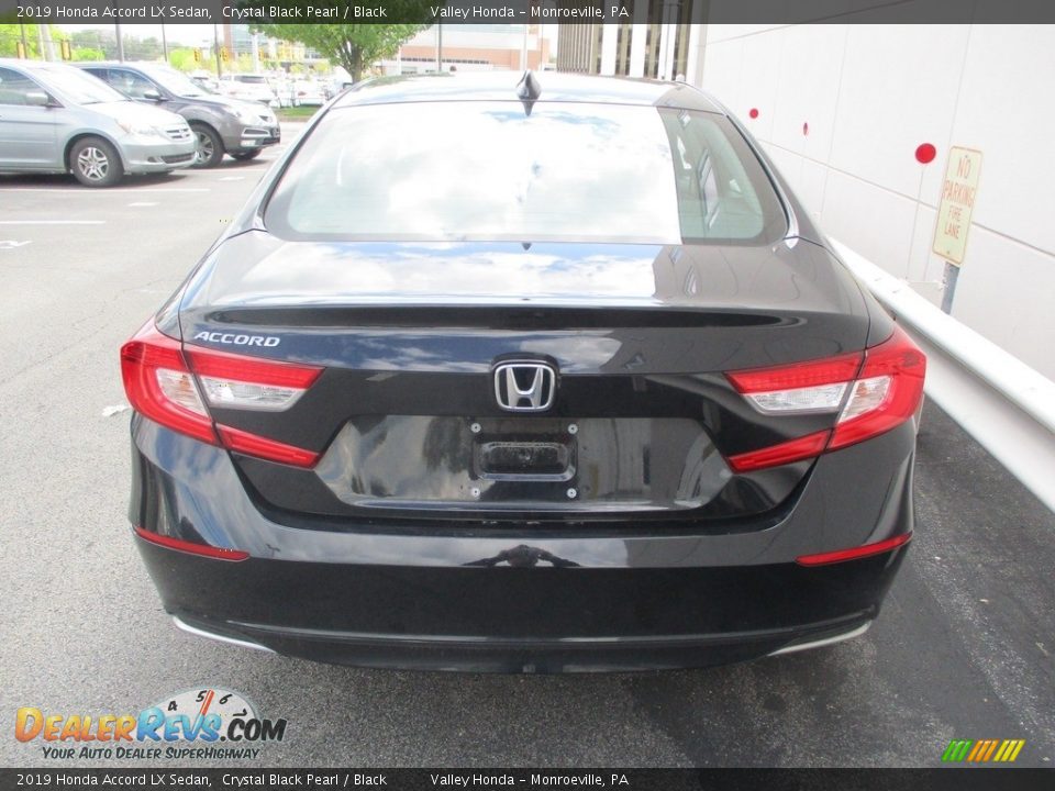 2019 Honda Accord LX Sedan Crystal Black Pearl / Black Photo #4