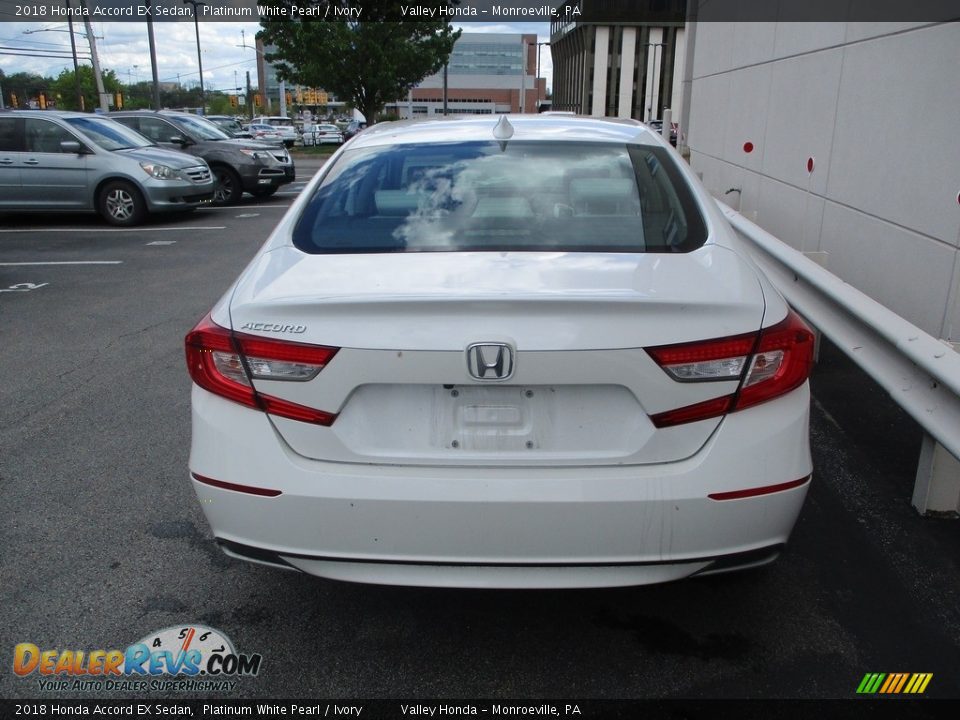 2018 Honda Accord EX Sedan Platinum White Pearl / Ivory Photo #4