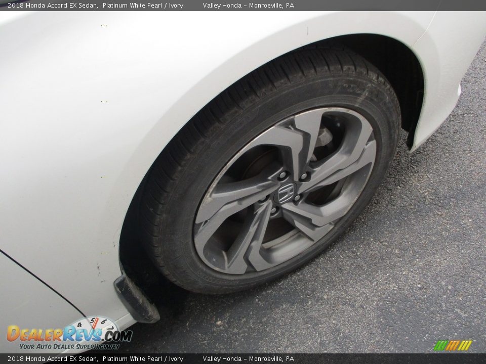 2018 Honda Accord EX Sedan Platinum White Pearl / Ivory Photo #6