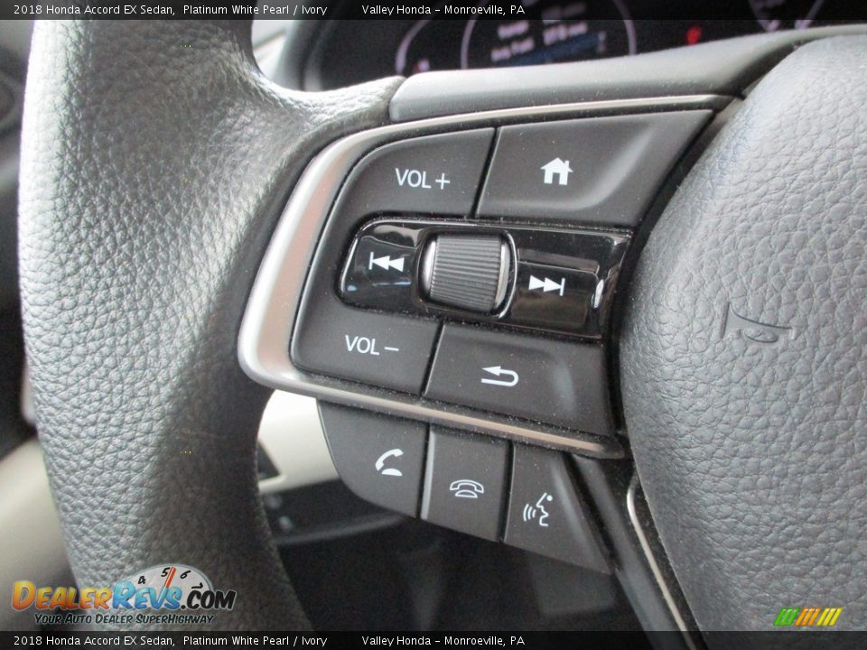2018 Honda Accord EX Sedan Platinum White Pearl / Ivory Photo #17