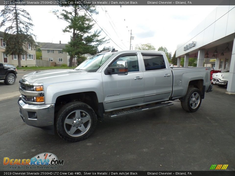 2019 Chevrolet Silverado 2500HD LTZ Crew Cab 4WD Silver Ice Metallic / Dark Ash/Jet Black Photo #10