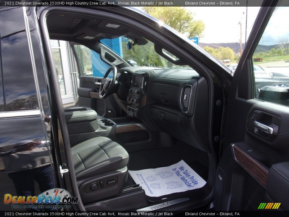 2021 Chevrolet Silverado 3500HD High Country Crew Cab 4x4 Mosaic Black Metallic / Jet Black Photo #24