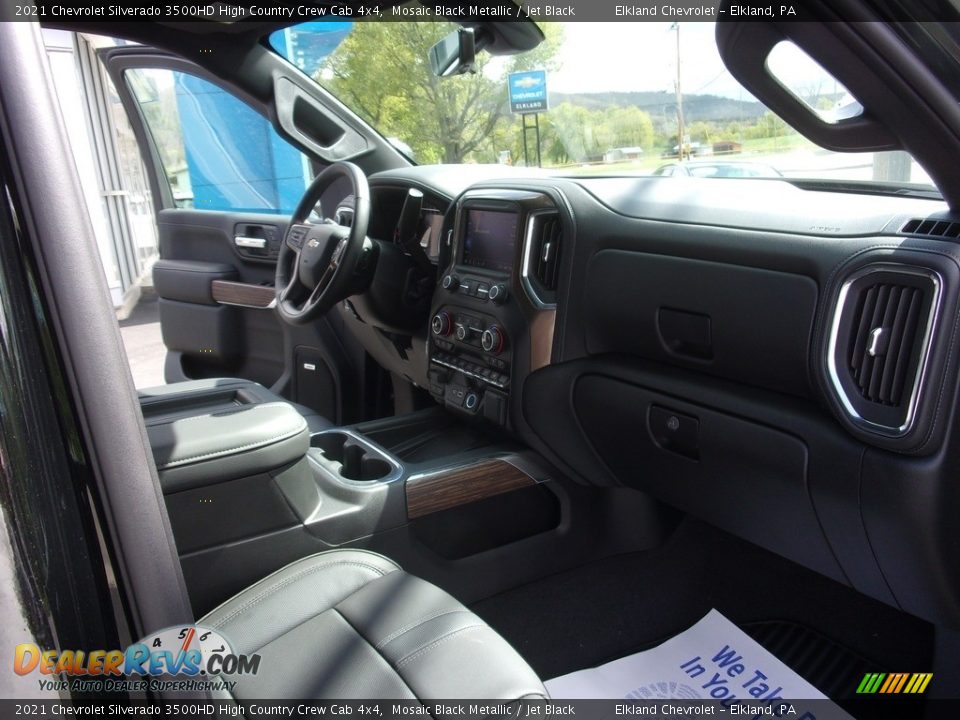 2021 Chevrolet Silverado 3500HD High Country Crew Cab 4x4 Mosaic Black Metallic / Jet Black Photo #25
