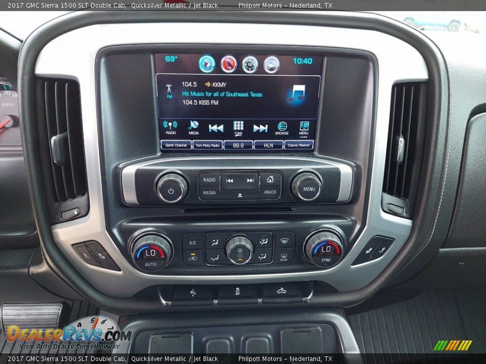 Controls of 2017 GMC Sierra 1500 SLT Double Cab Photo #15