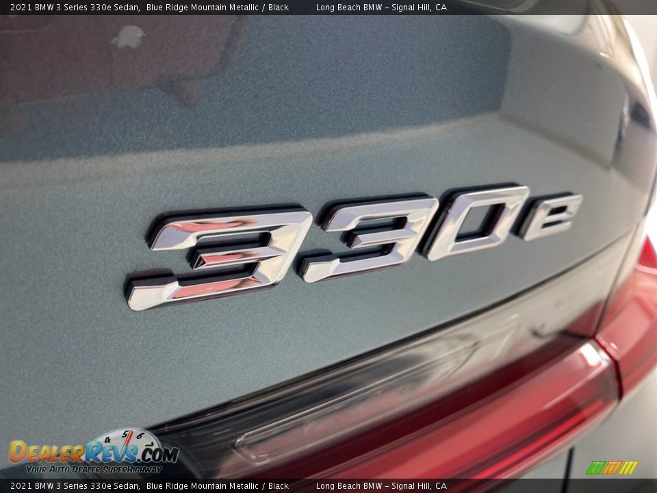 2021 BMW 3 Series 330e Sedan Logo Photo #8