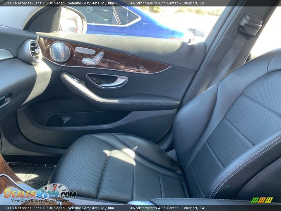 2018 Mercedes-Benz C 300 Sedan Selenite Grey Metallic / Black Photo #8