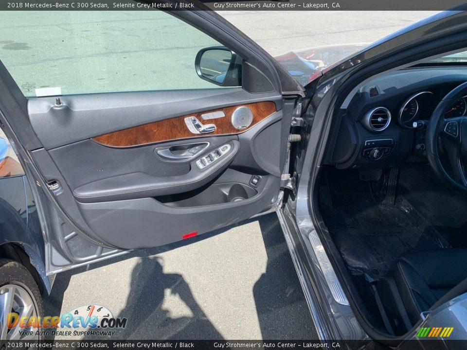 2018 Mercedes-Benz C 300 Sedan Selenite Grey Metallic / Black Photo #14