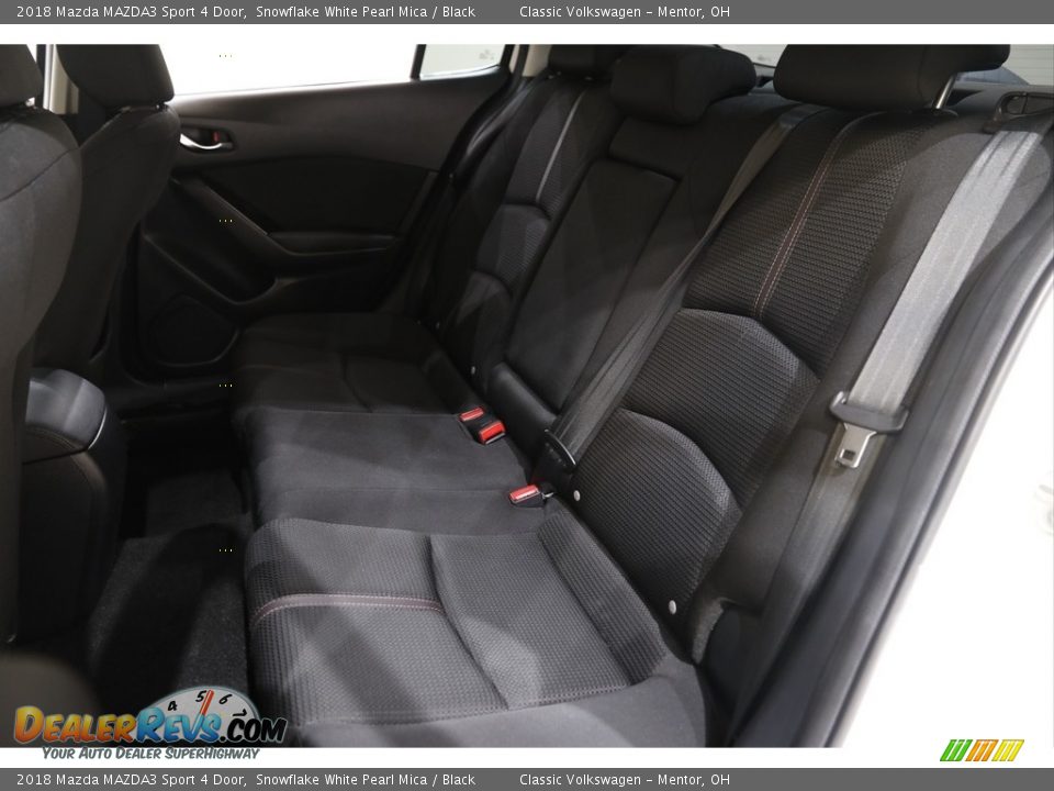2018 Mazda MAZDA3 Sport 4 Door Snowflake White Pearl Mica / Black Photo #16