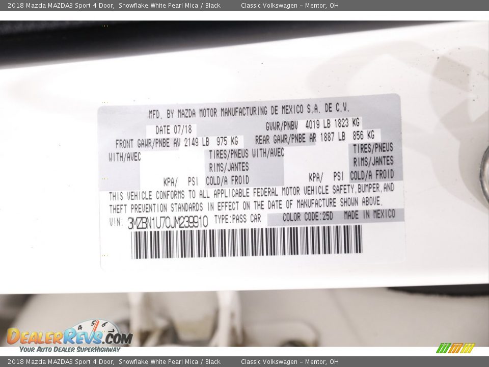 2018 Mazda MAZDA3 Sport 4 Door Snowflake White Pearl Mica / Black Photo #19