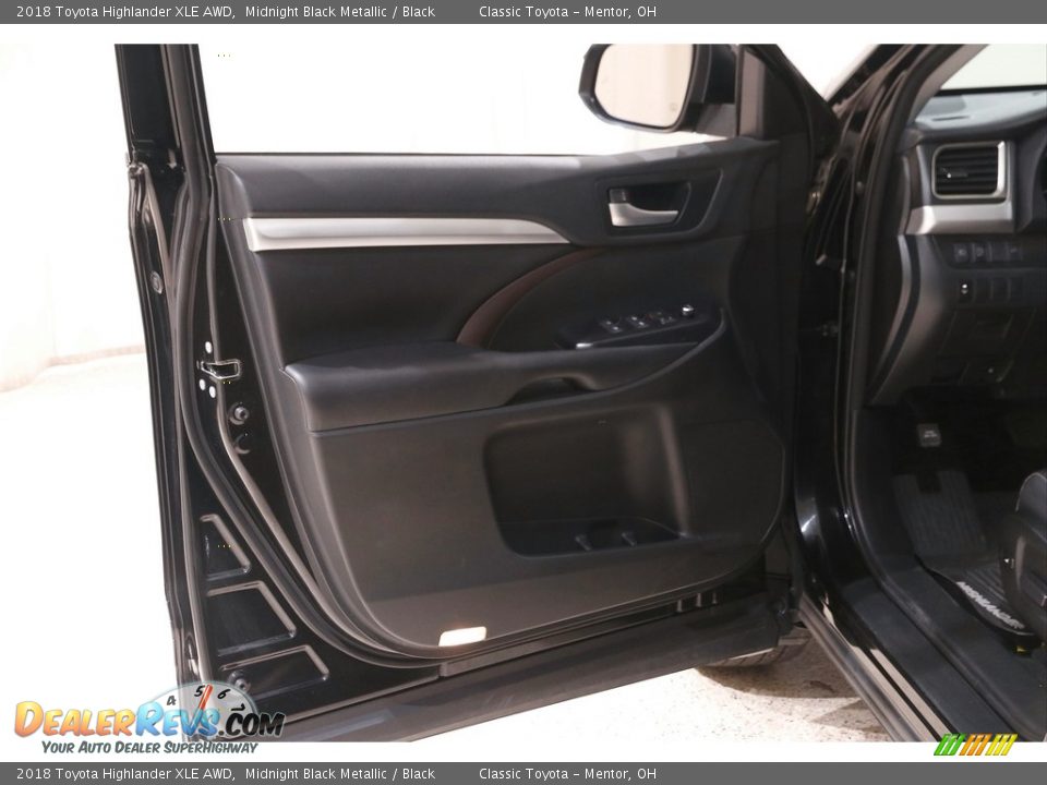 2018 Toyota Highlander XLE AWD Midnight Black Metallic / Black Photo #4