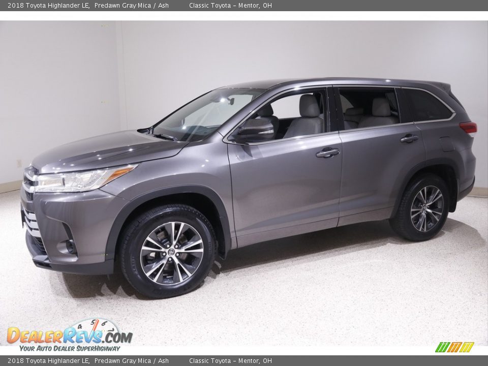 2018 Toyota Highlander LE Predawn Gray Mica / Ash Photo #3