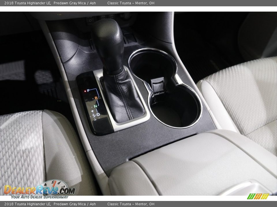2018 Toyota Highlander LE Predawn Gray Mica / Ash Photo #12