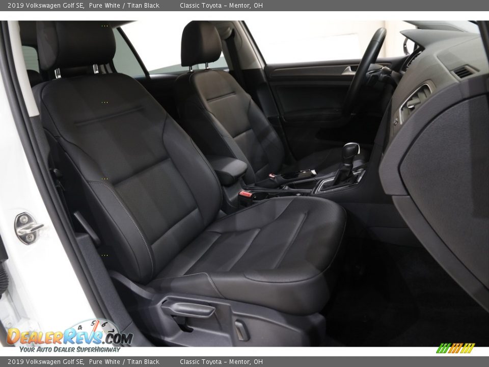 2019 Volkswagen Golf SE Pure White / Titan Black Photo #13