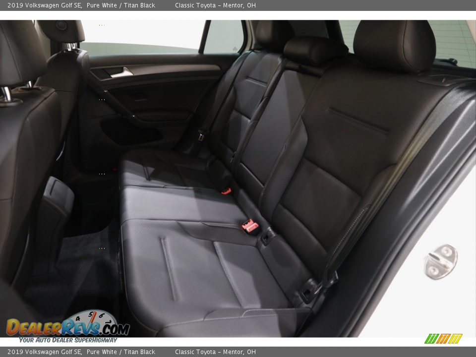 2019 Volkswagen Golf SE Pure White / Titan Black Photo #15