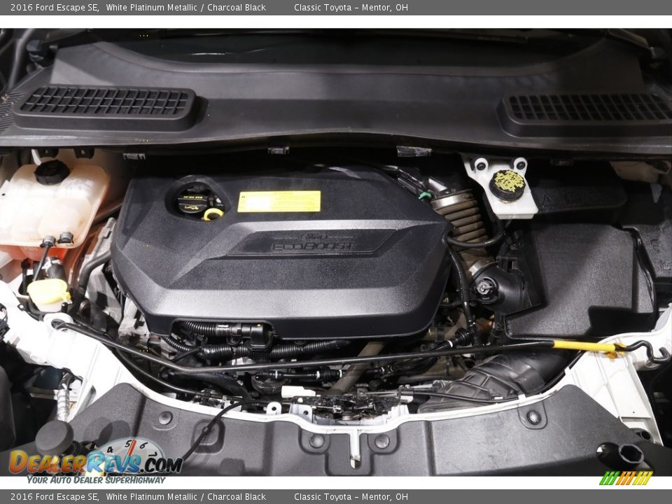 2016 Ford Escape SE White Platinum Metallic / Charcoal Black Photo #18