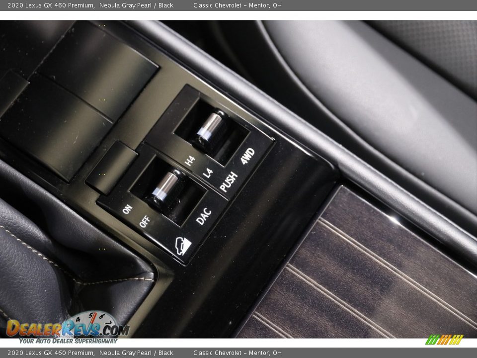 Controls of 2020 Lexus GX 460 Premium Photo #15