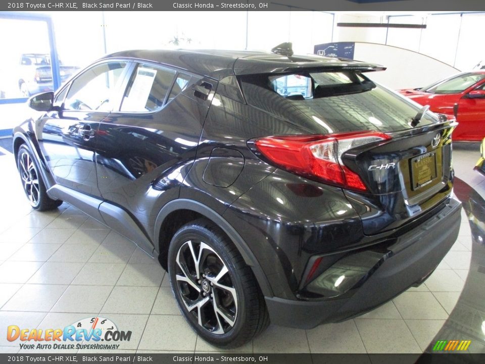 2018 Toyota C-HR XLE Black Sand Pearl / Black Photo #9