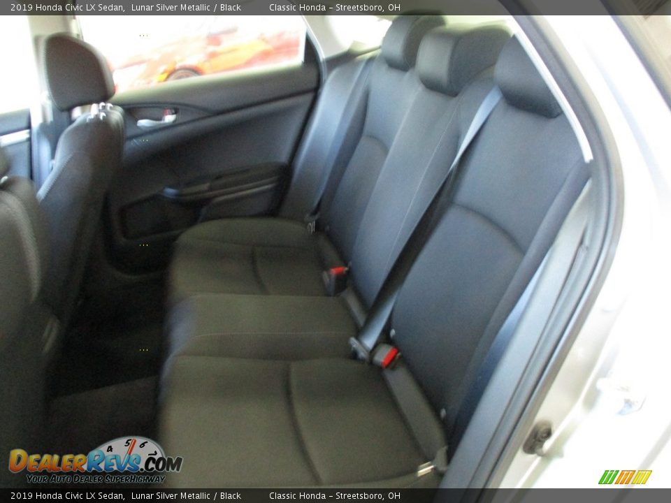 2019 Honda Civic LX Sedan Lunar Silver Metallic / Black Photo #22
