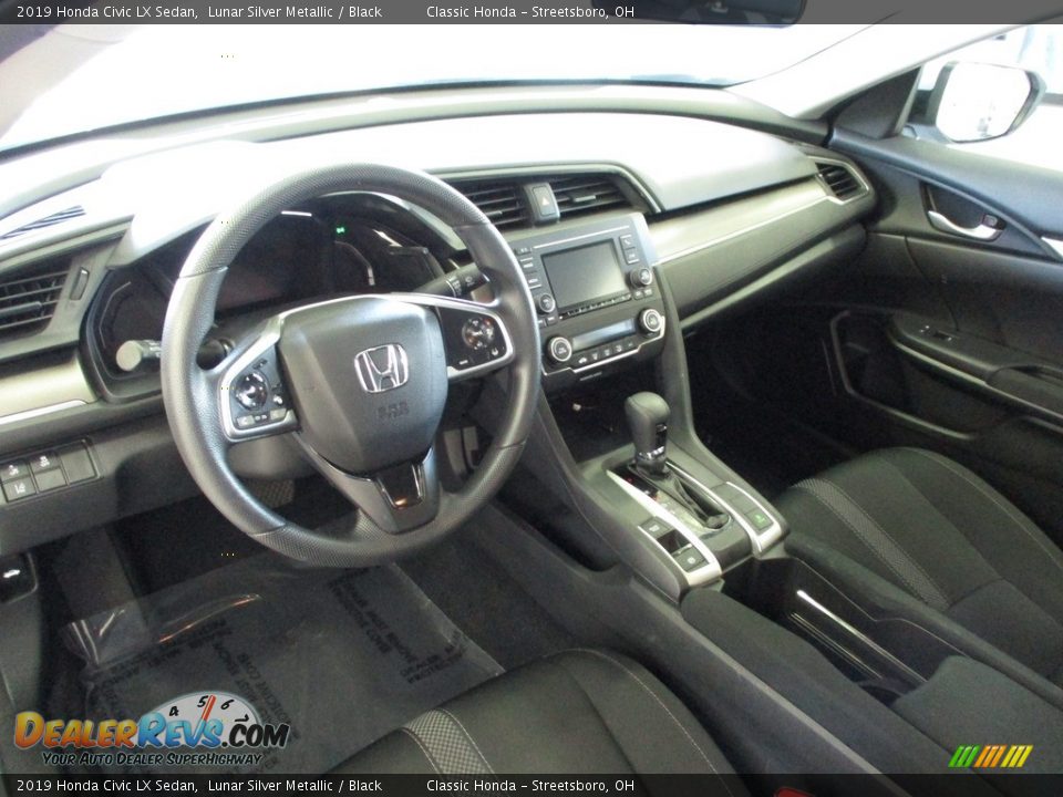 2019 Honda Civic LX Sedan Lunar Silver Metallic / Black Photo #24