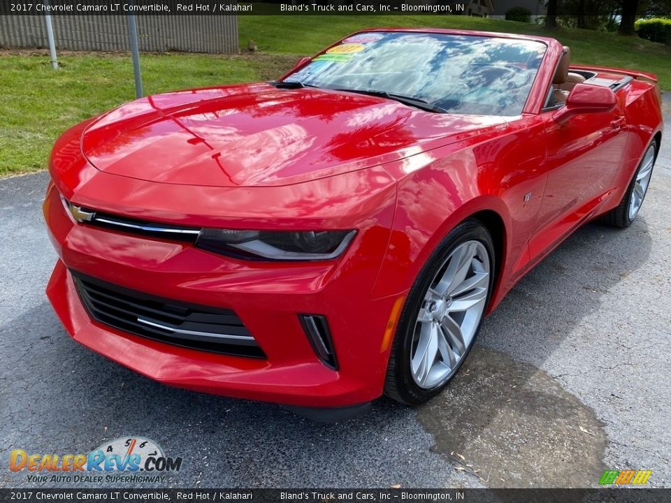 2017 Chevrolet Camaro LT Convertible Red Hot / Kalahari Photo #10