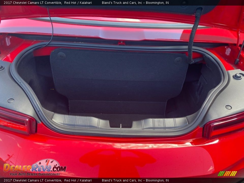 2017 Chevrolet Camaro LT Convertible Red Hot / Kalahari Photo #18