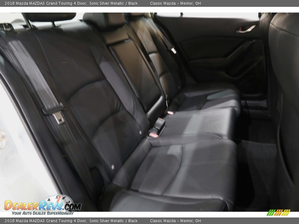 2018 Mazda MAZDA3 Grand Touring 4 Door Sonic Silver Metallic / Black Photo #17