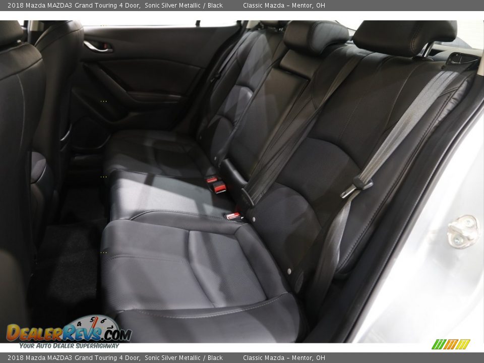 2018 Mazda MAZDA3 Grand Touring 4 Door Sonic Silver Metallic / Black Photo #18