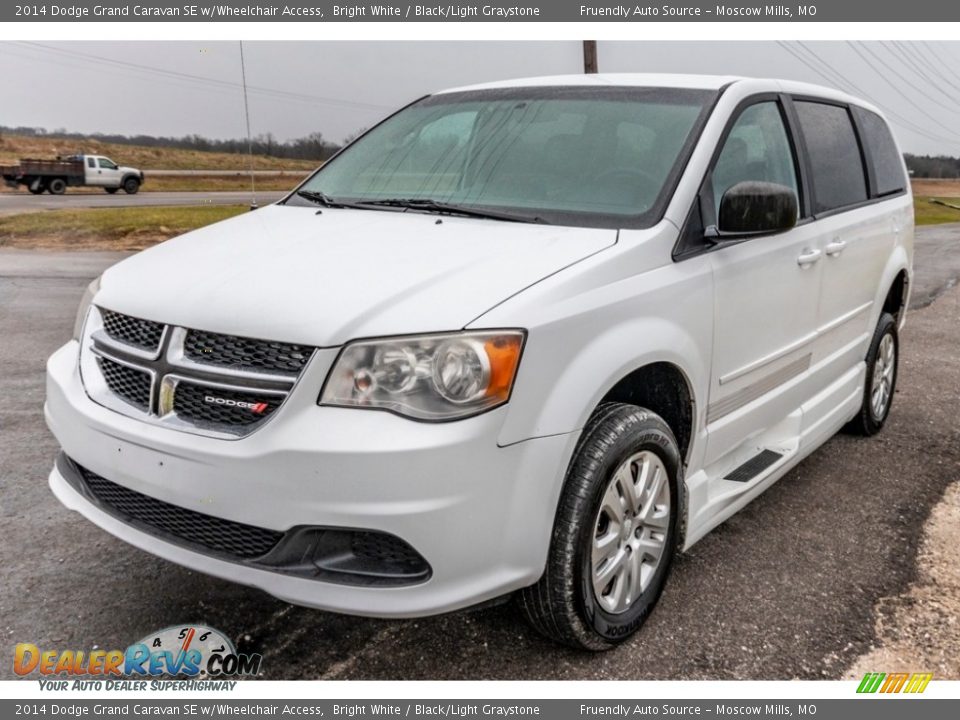 2014 Dodge Grand Caravan SE w/Wheelchair Access Bright White / Black/Light Graystone Photo #8