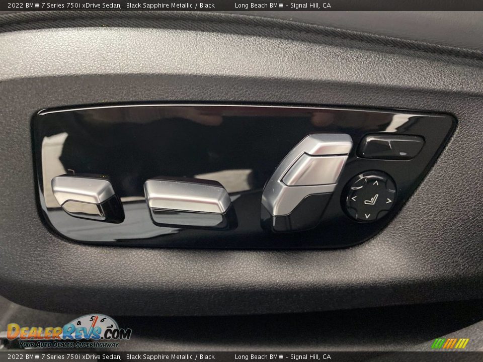 Controls of 2022 BMW 7 Series 750i xDrive Sedan Photo #11