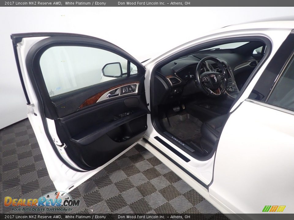 2017 Lincoln MKZ Reserve AWD White Platinum / Ebony Photo #28