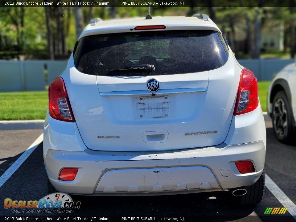 2013 Buick Encore Leather White Pearl Tricoat / Titanium Photo #4