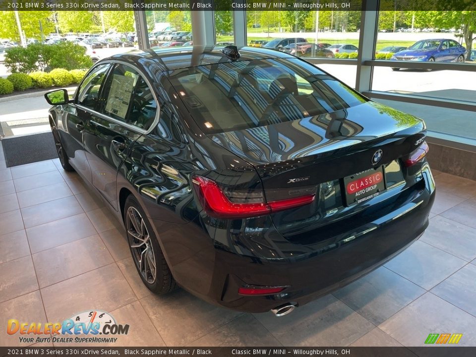 2021 BMW 3 Series 330i xDrive Sedan Black Sapphire Metallic / Black Photo #2