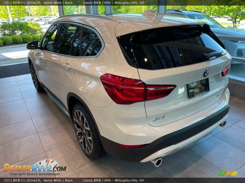 2021 BMW X1 xDrive28i Alpine White / Black Photo #2