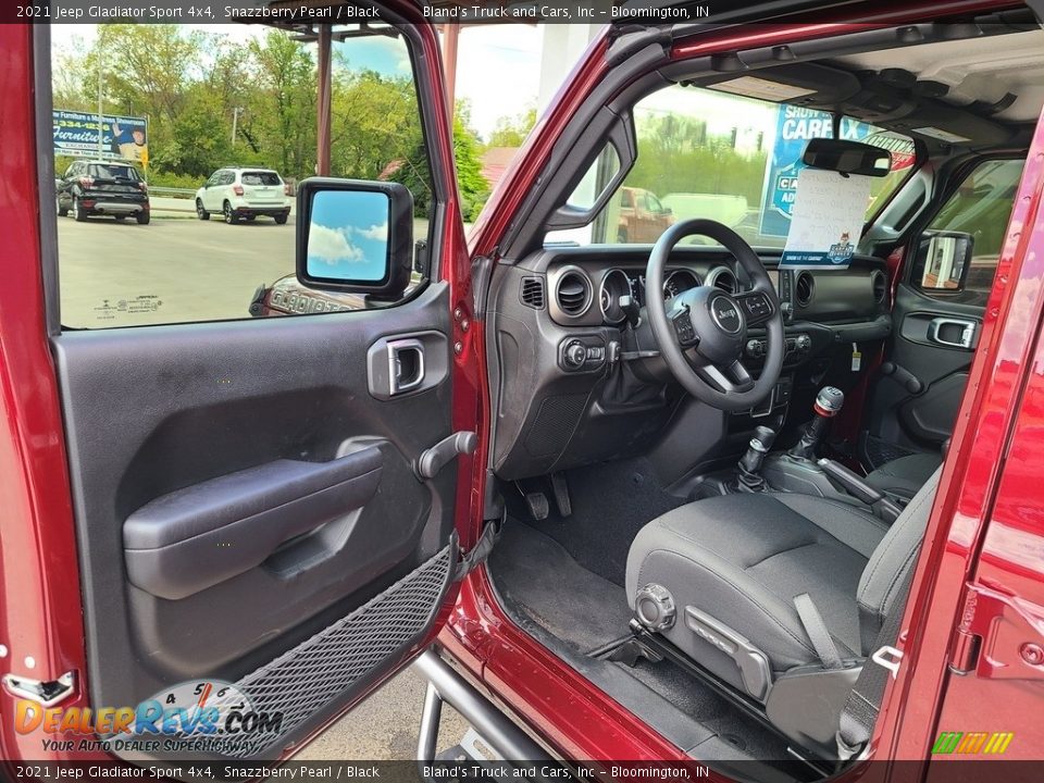 2021 Jeep Gladiator Sport 4x4 Snazzberry Pearl / Black Photo #3