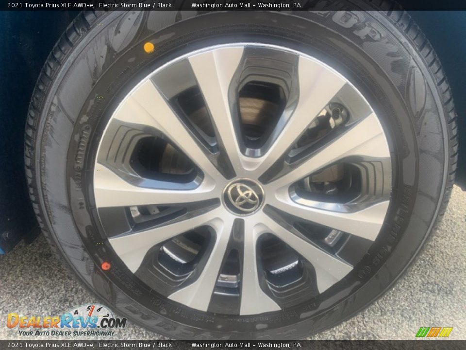 2021 Toyota Prius XLE AWD-e Wheel Photo #28